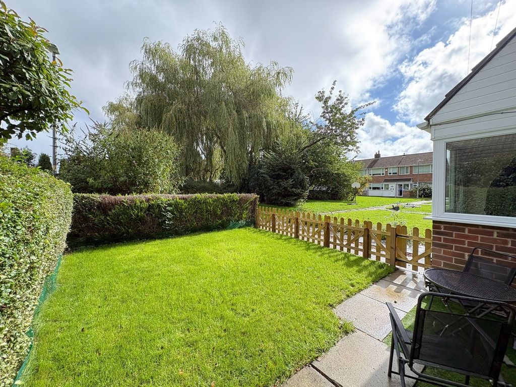 Property photo 3 of 28