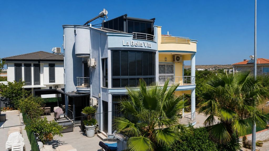 Property photo 1 of 24 Semi-Detached Villa For Sale In Didim – A Three-Bedroom Home