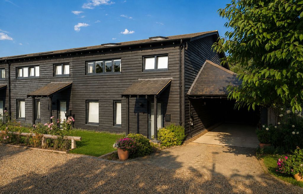 Property photo 1 of 30