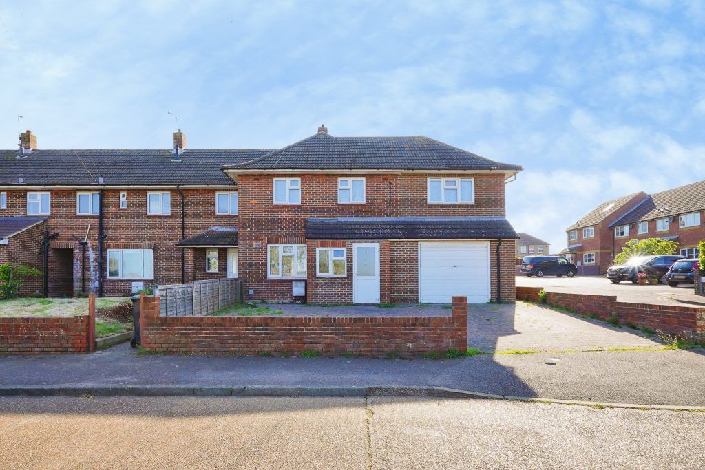 Property photo 1 of 27