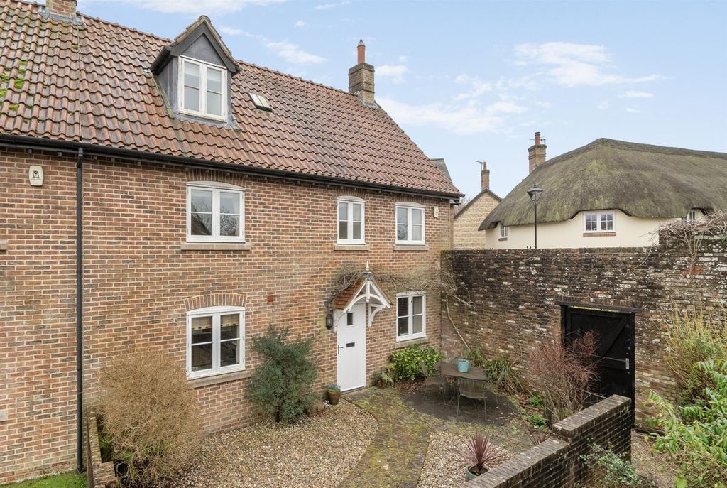 Property photo 1 of 19 Front Elevation