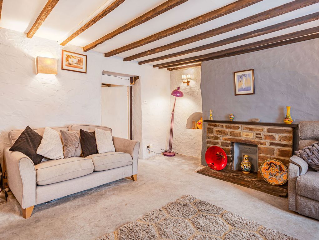 Property photo 3 of 25