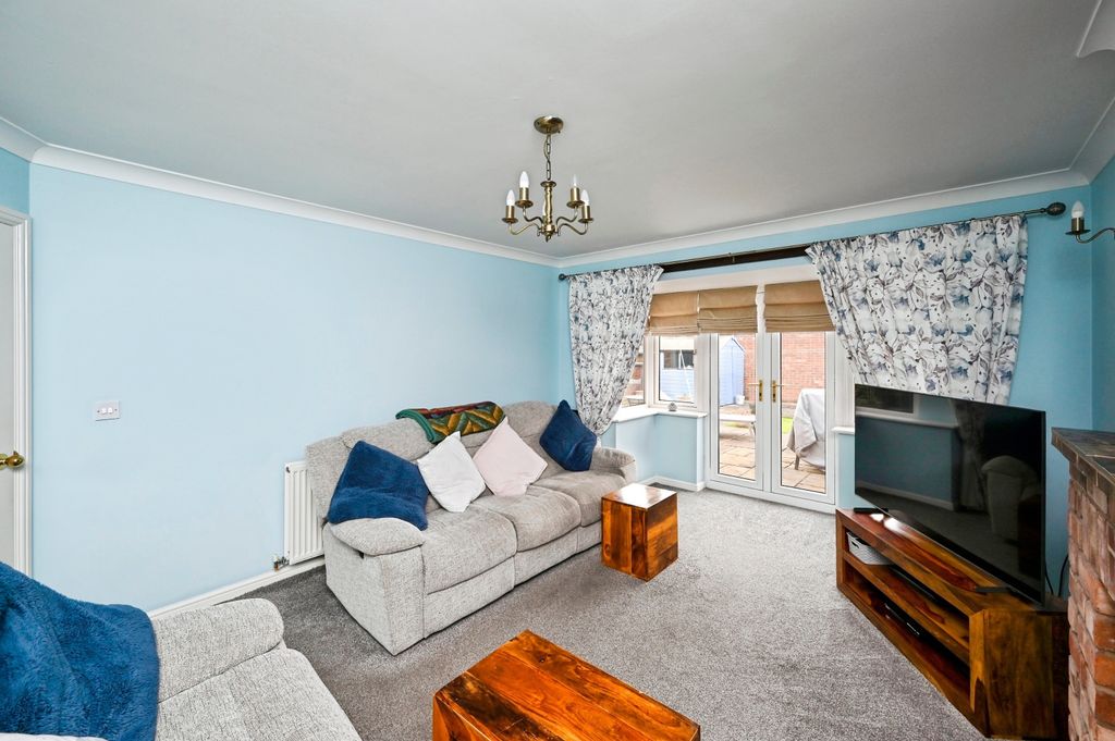 Property photo 2 of 15