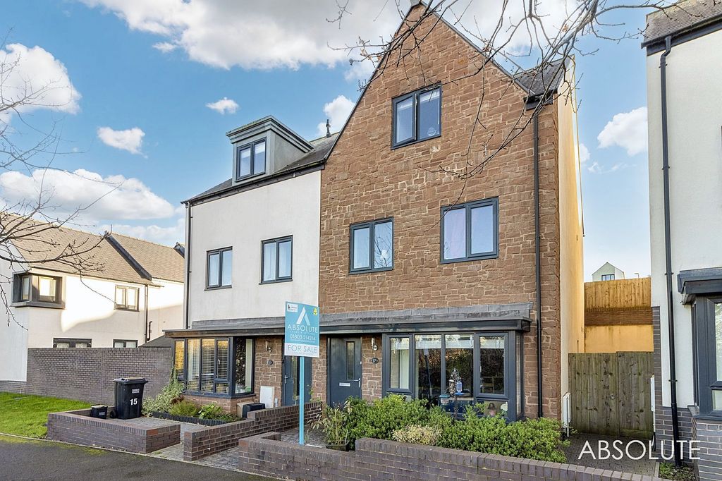 Property photo 1 of 21 Front Of Property