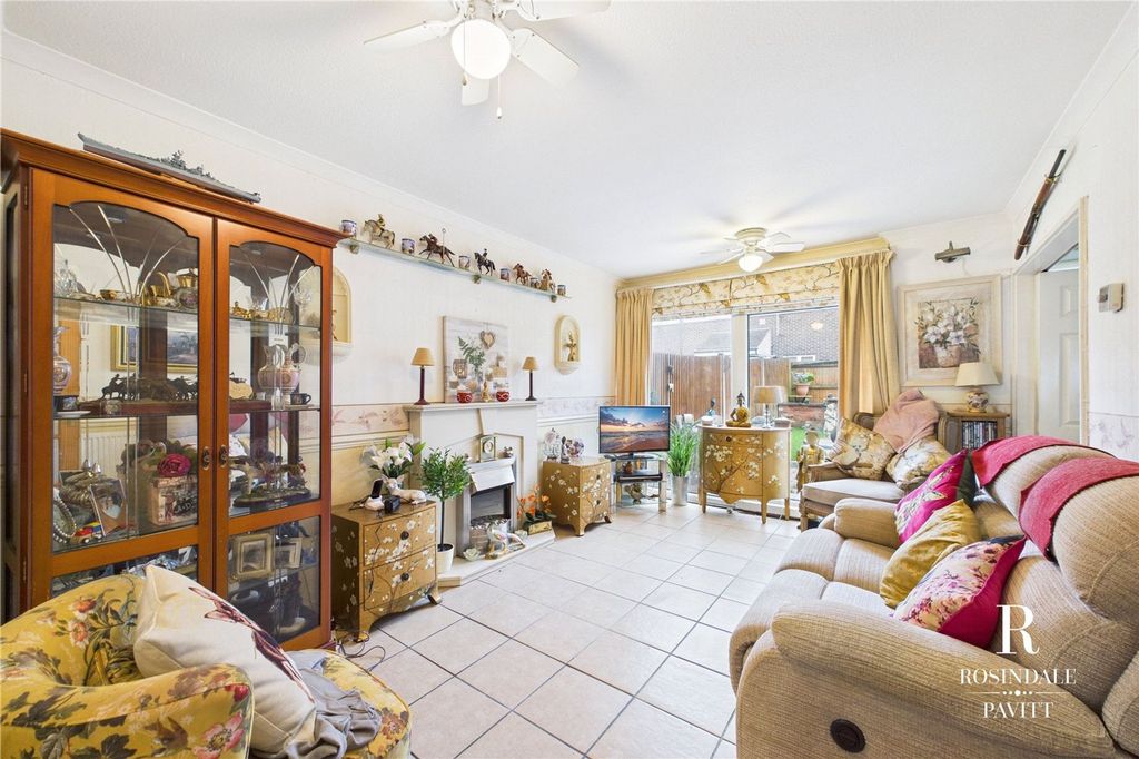 Property photo 3 of 20