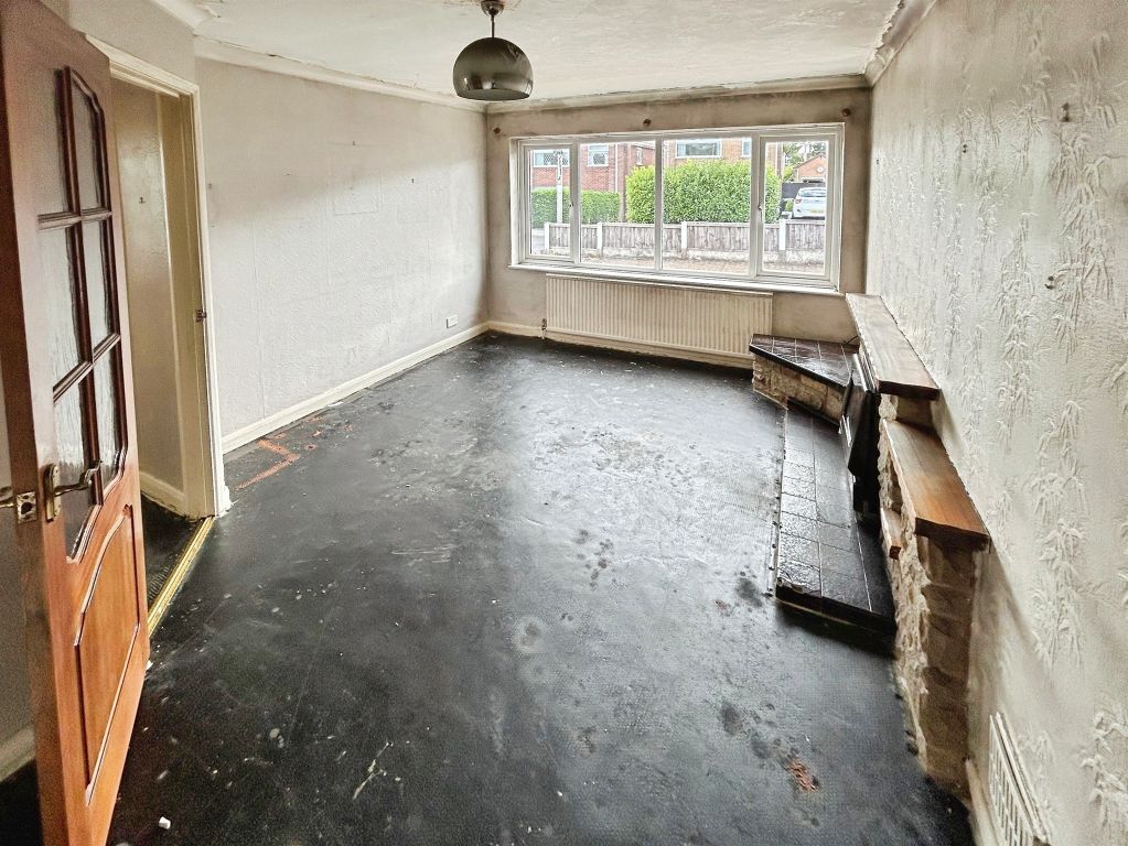 Property photo 2 of 23