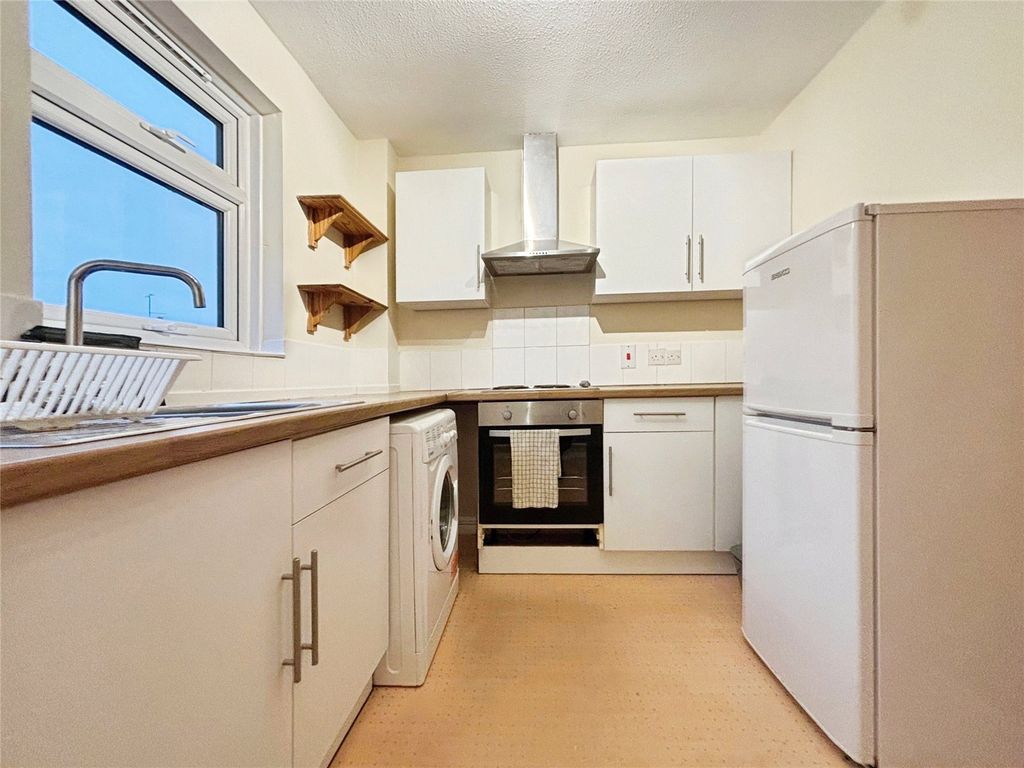 Property photo 2 of 13 Picture No. 33