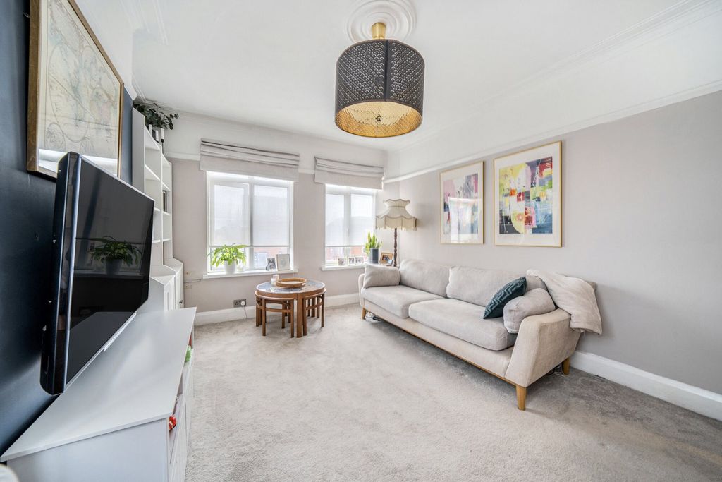 Property photo 3 of 12 1306666-5-6849530...