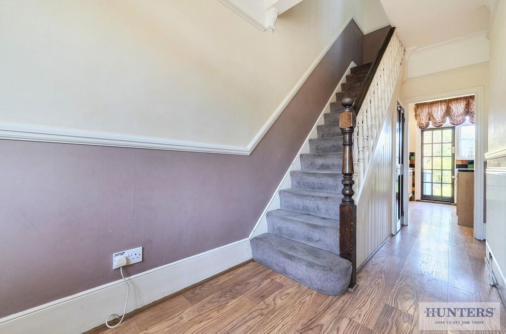 Property photo 2 of 22 9B369E3F-E309-483B-8d1F-Cf442Da3Eda0.Jpg
