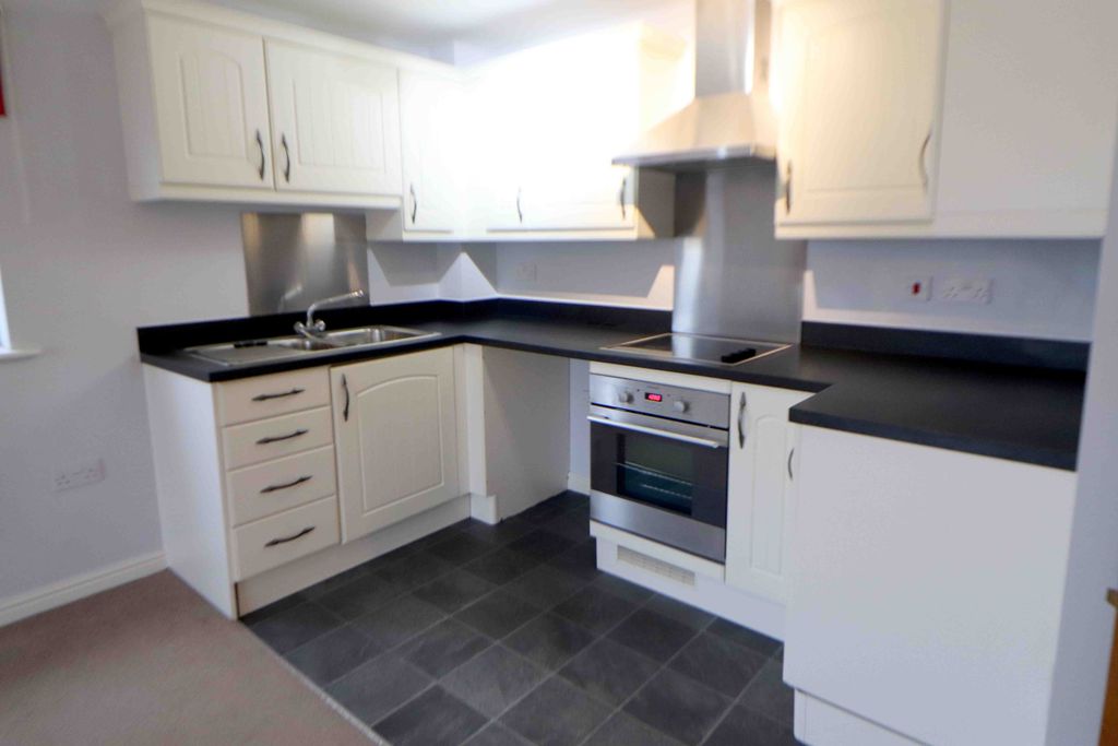 Property photo 3 of 6 Gallery