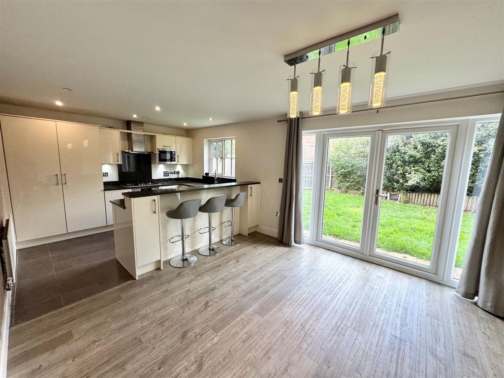 Additional image 4 of 6 bed detached house to rentTuring Drive, Wilmslow SK9