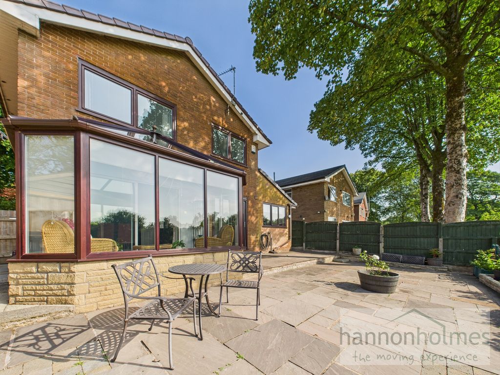 Property photo 3 of 46 Cam05283G0-Pr0090-Still006