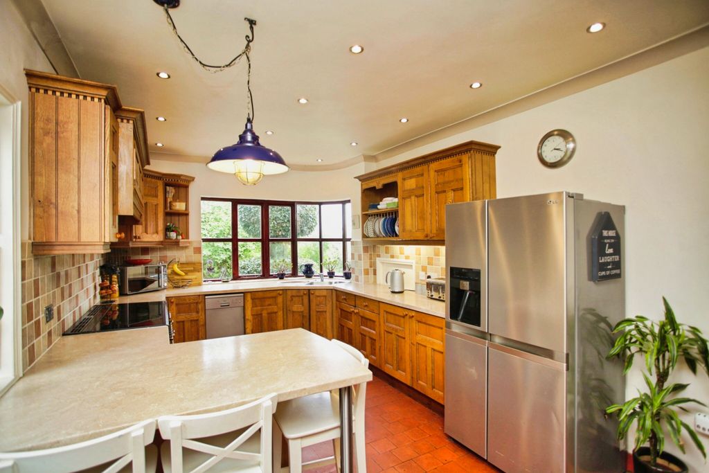 Property photo 3 of 25 Photo #3