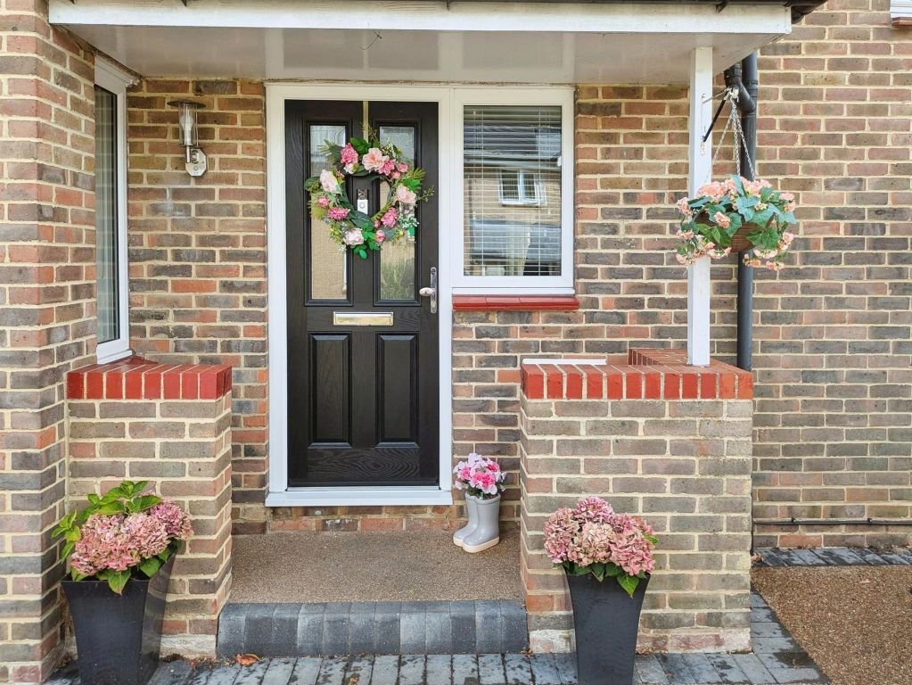 Property photo 3 of 27