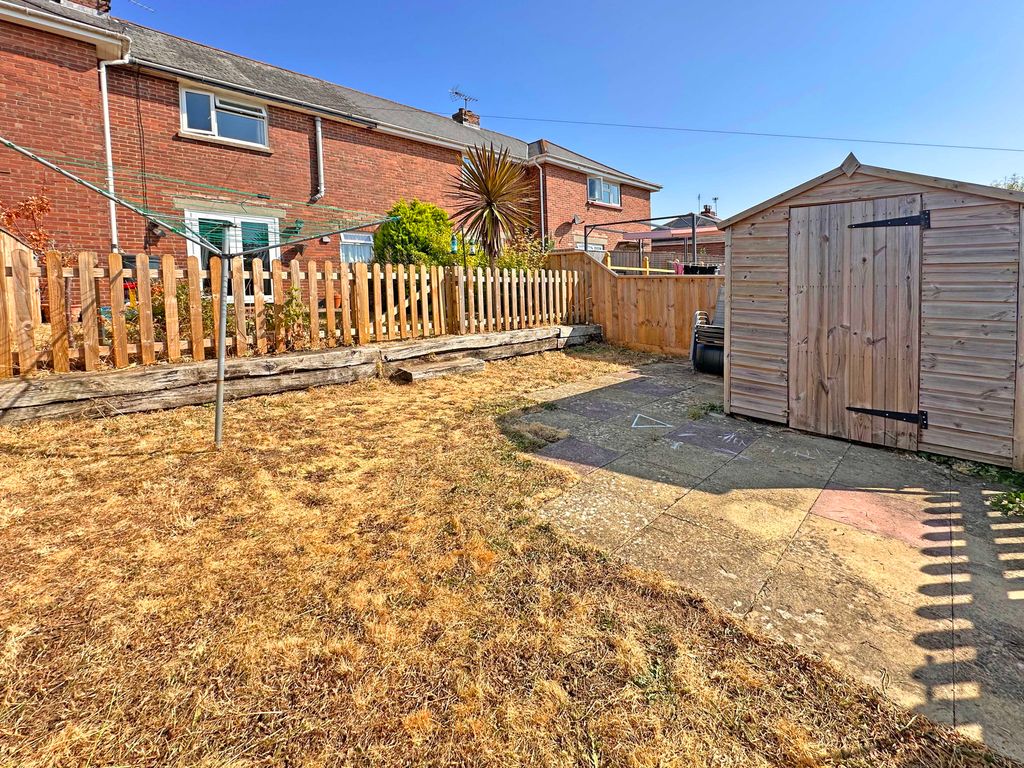 Property photo 2 of 19