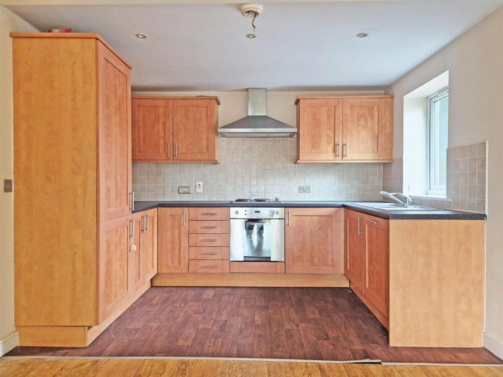 Property photo 2 of 5