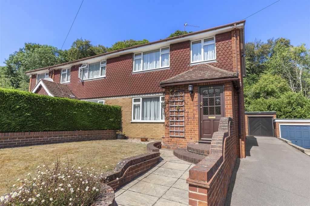 Property photo 1 of 13