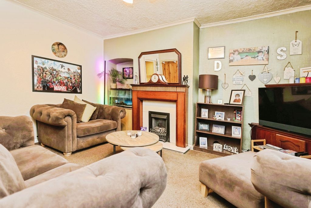 Property photo 3 of 18 Photo