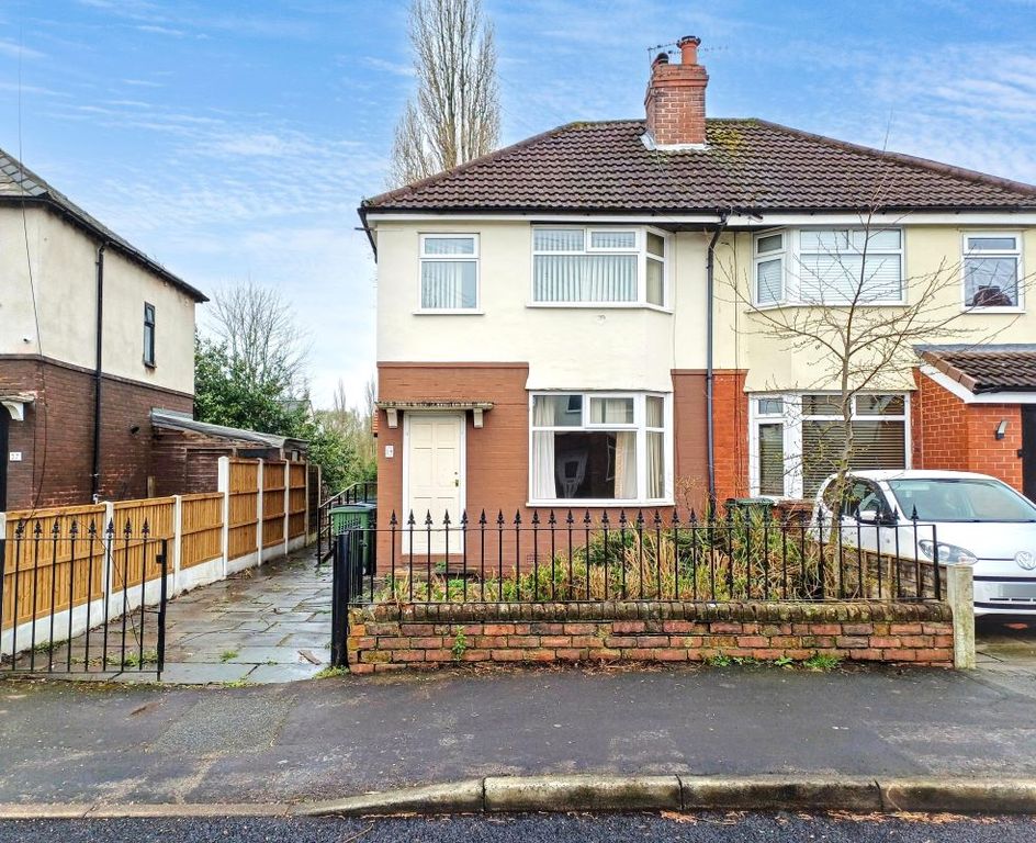 Property photo 1 of 17