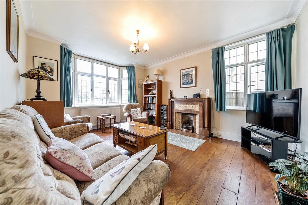 Property photo 2 of 21 Reception Room