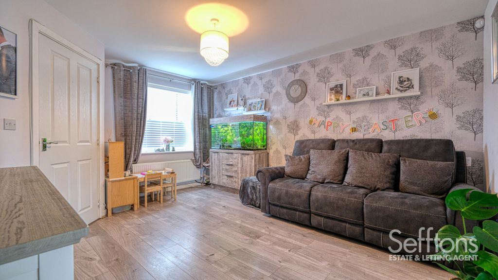 Property photo 2 of 15 Dscf8029_15