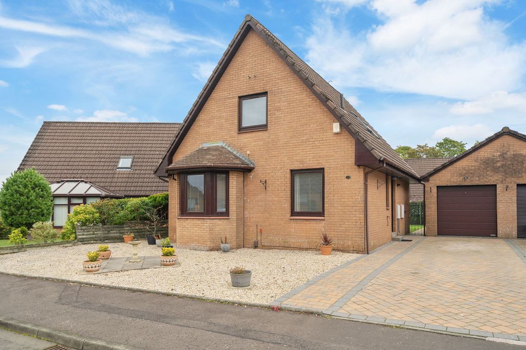 Property photo 1 of 31