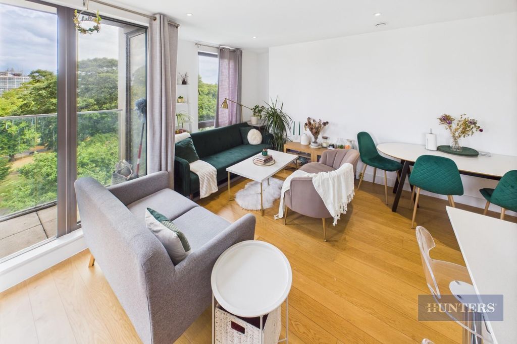 Property photo 3 of 15 Cam05152G0-Pr0177-Still015.Jpg