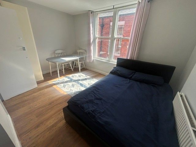 Property photo 1 of 4
