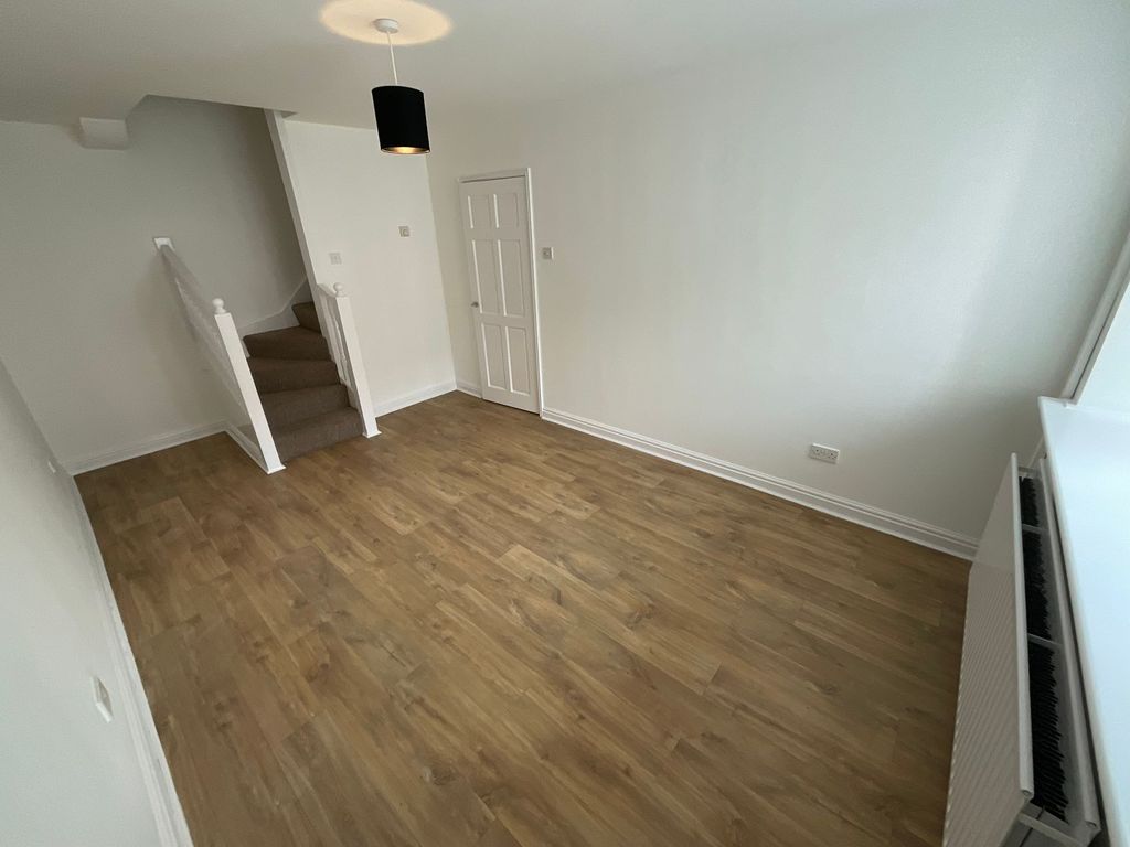 Property photo 3 of 13 Living Room