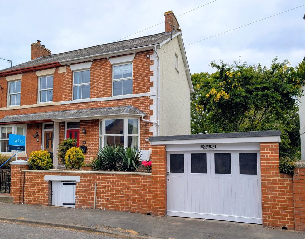 Property photo 1 of 22 Front View 17 Ranelagh St -2