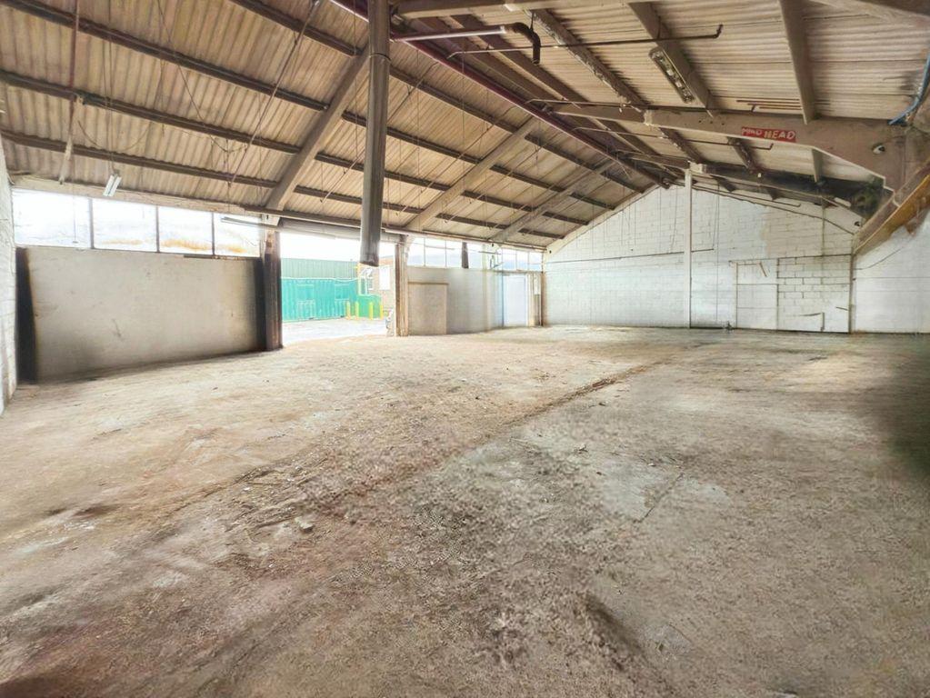 Property photo 1 of 4
