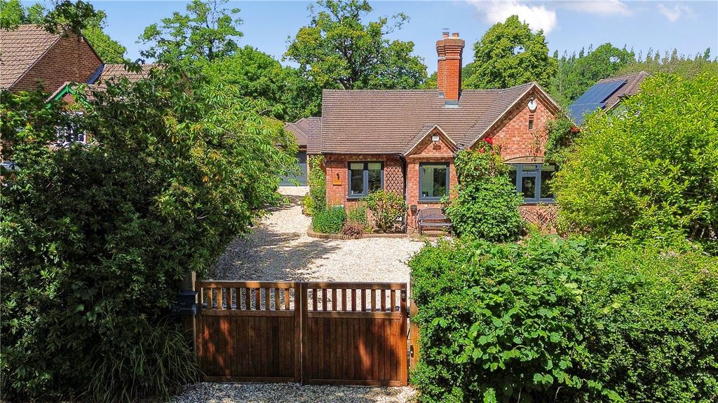 Property photo 1 of 32 Picture No. 34