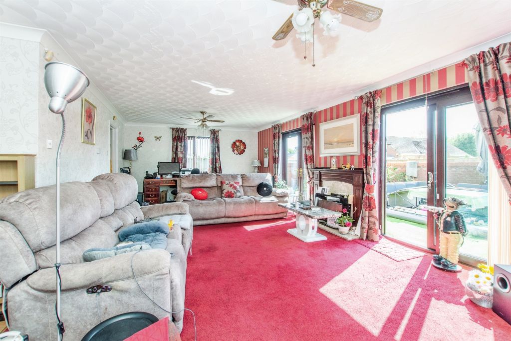 Property photo 3 of 20