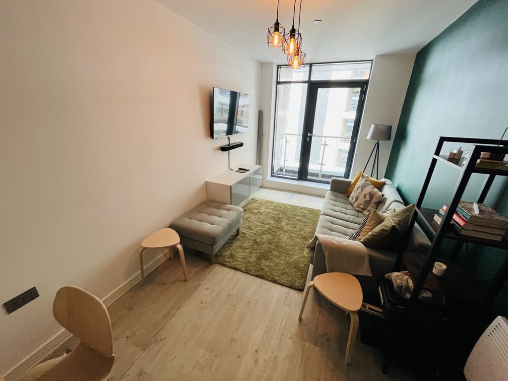 Property photo 2 of 9