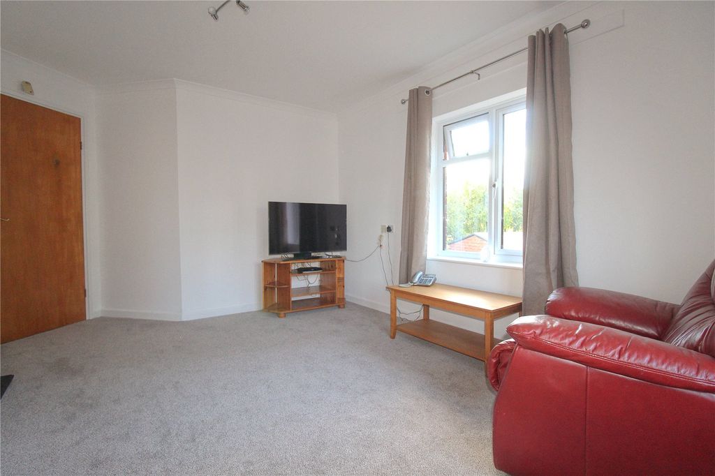 Property photo 3 of 15 Picture No. 07