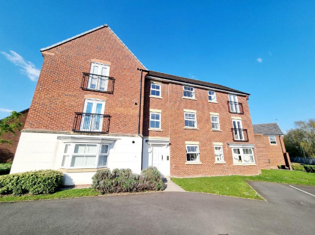 Property photo 1 of 8