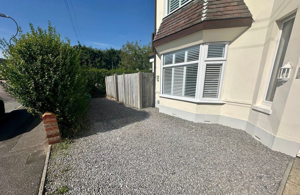 Property photo 2 of 11 Img_9833