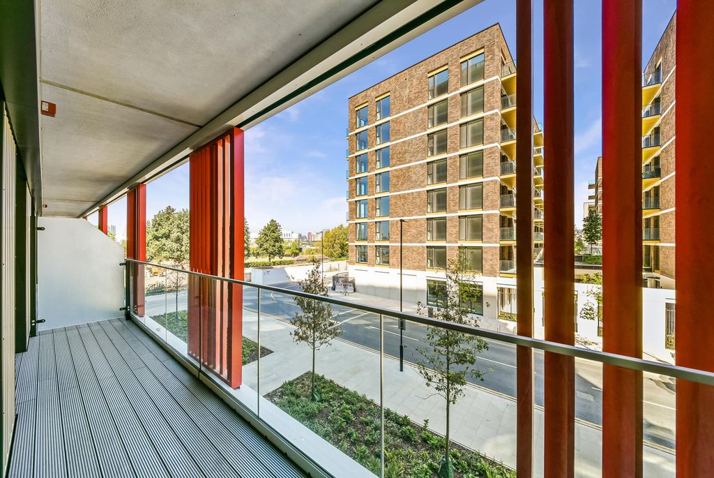 Property photo 2 of 9