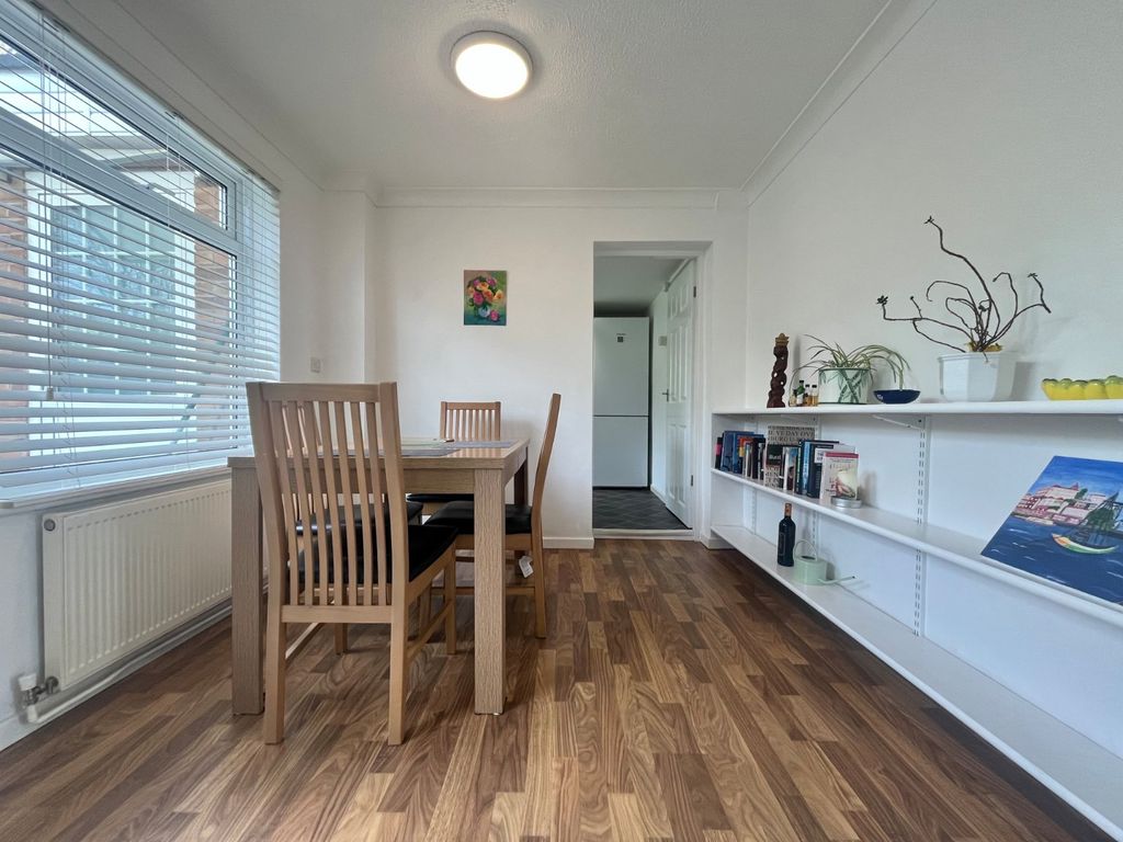 Property photo 3 of 19 Picture No. 09