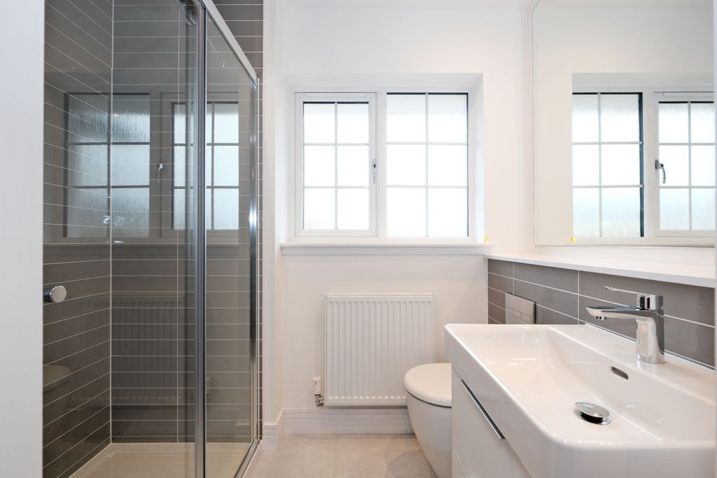 Property photo 3 of 5 Caithness Place 2 (24) 6104