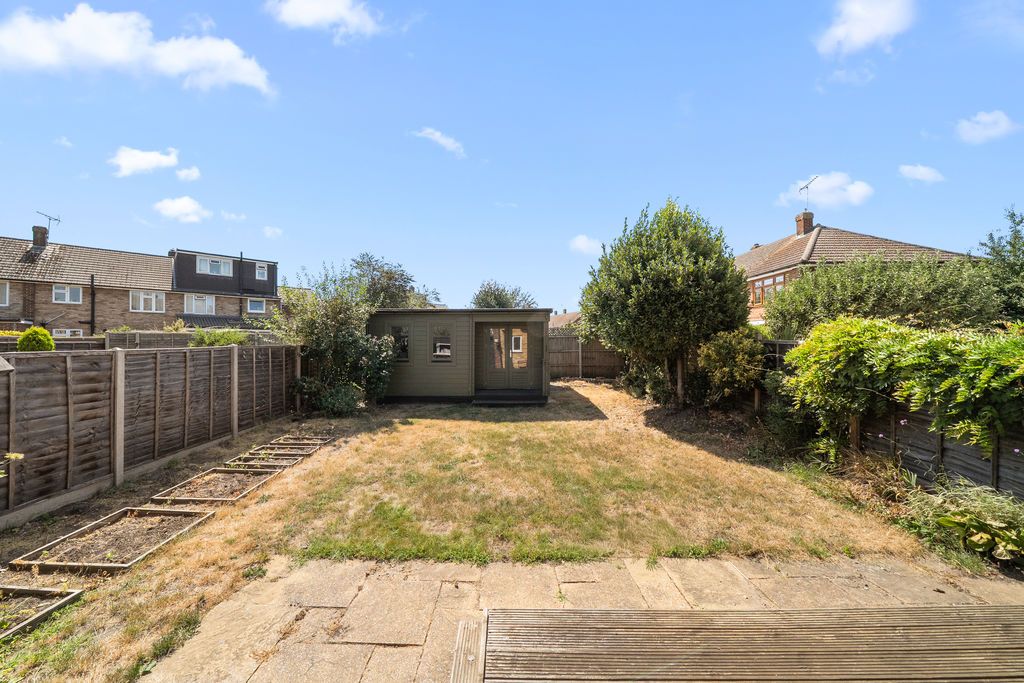 Property photo 2 of 12 Photo 16