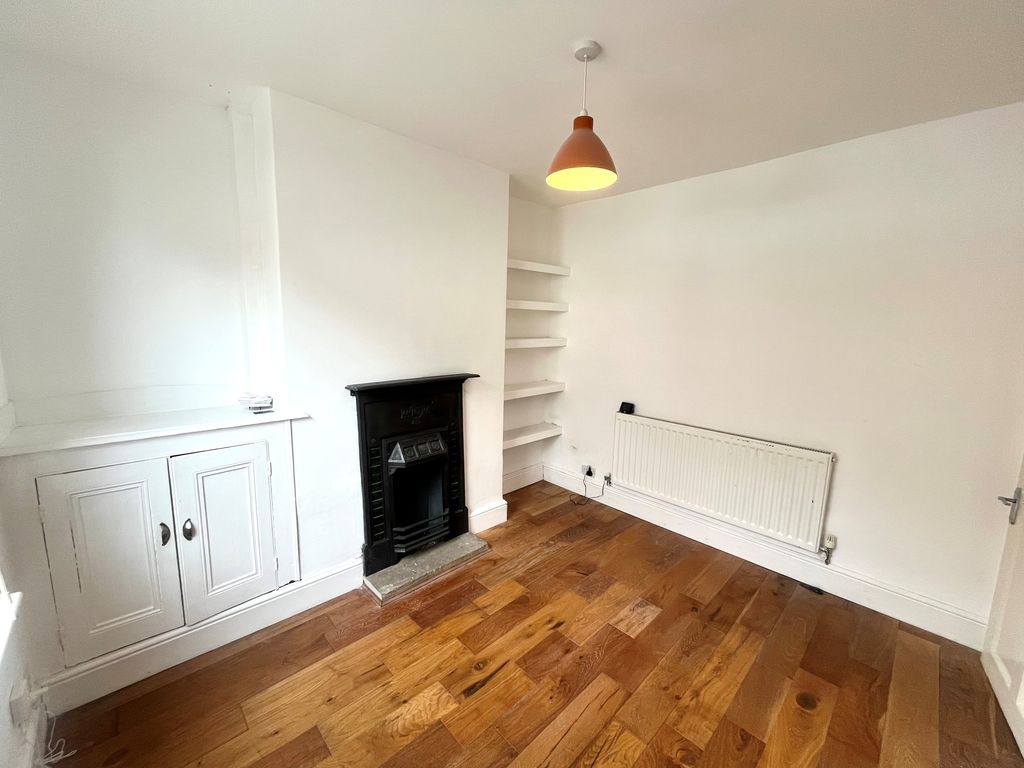Property photo 1 of 13 Balcony