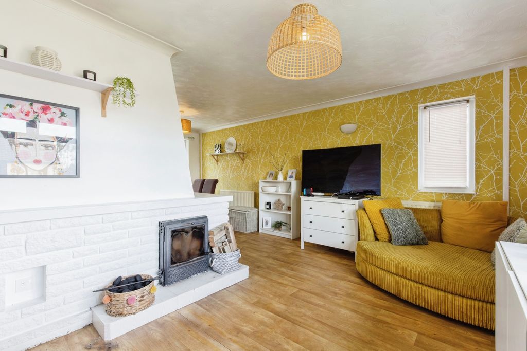 Property photo 2 of 19 Photography