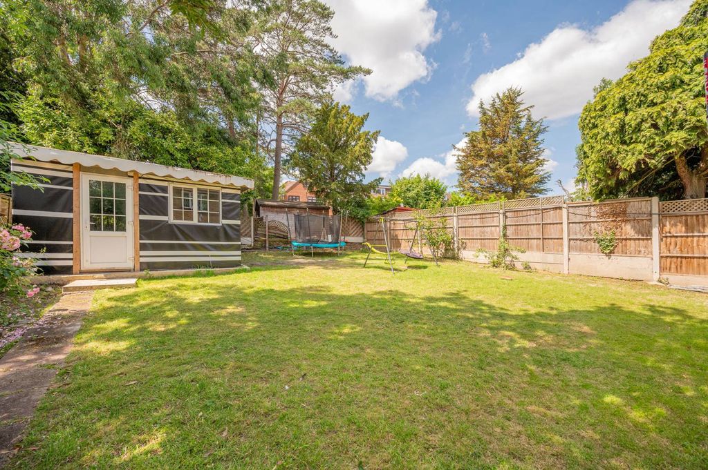 Property photo 3 of 11