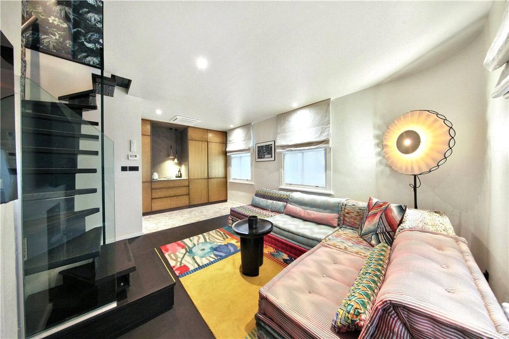 Property photo 2 of 16 Picture No. 05
