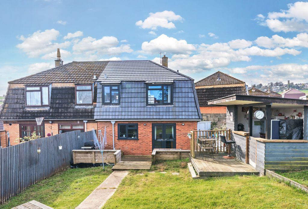 Property photo 2 of 17 1435069-16-69c3B4...