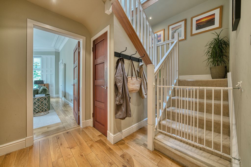 Additional image 16 of 3 bed flat for saleGreat Western Road, Kelvinside G12