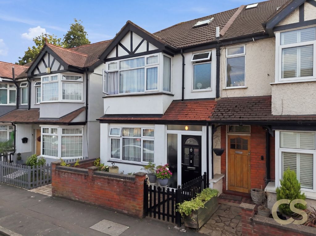 Property photo 1 of 18 5341032