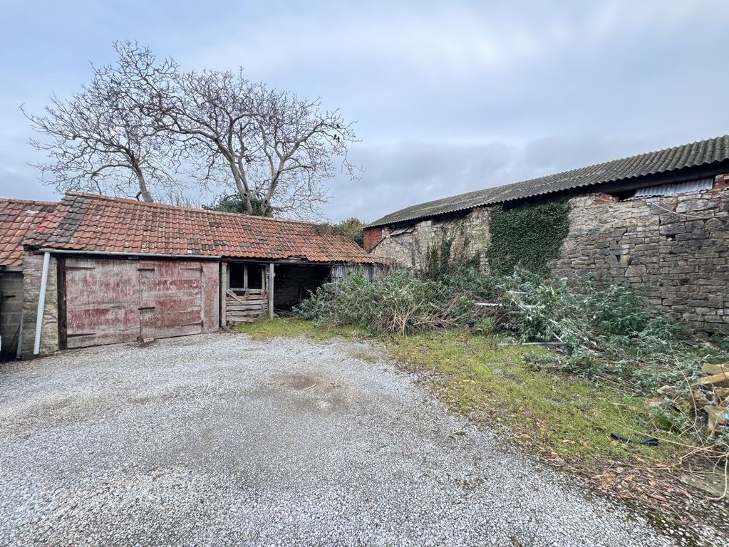 Property photo 3 of 3