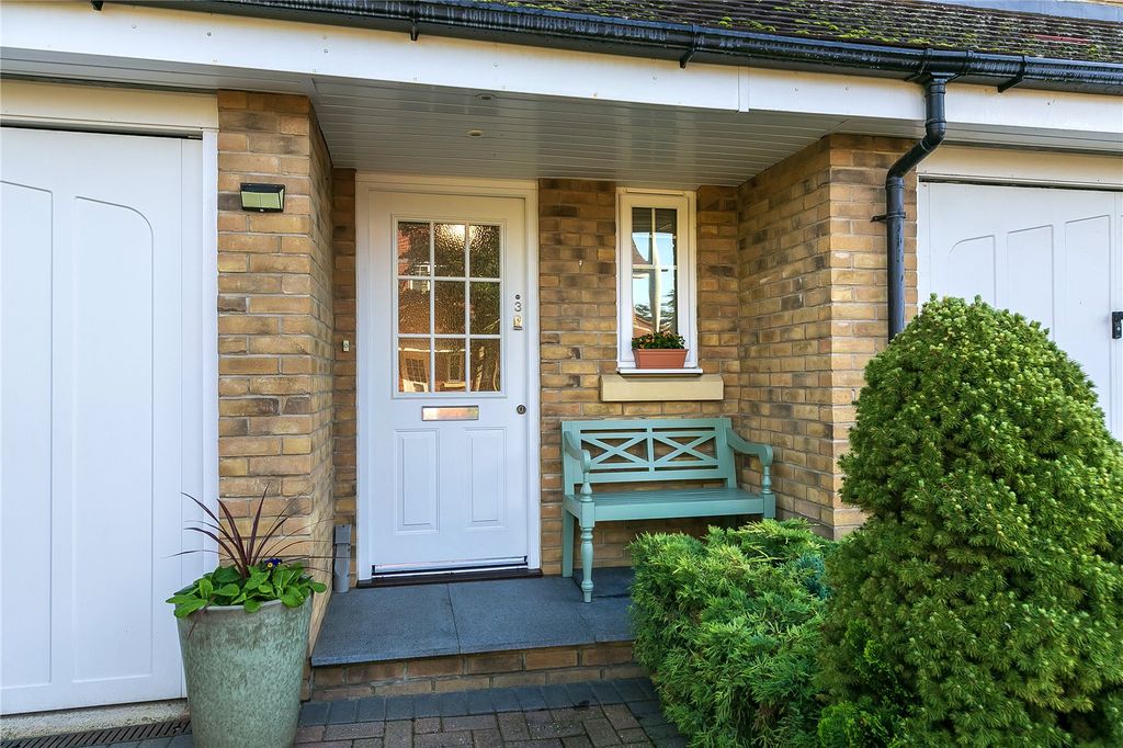 Property photo 2 of 23 Picture No. 03